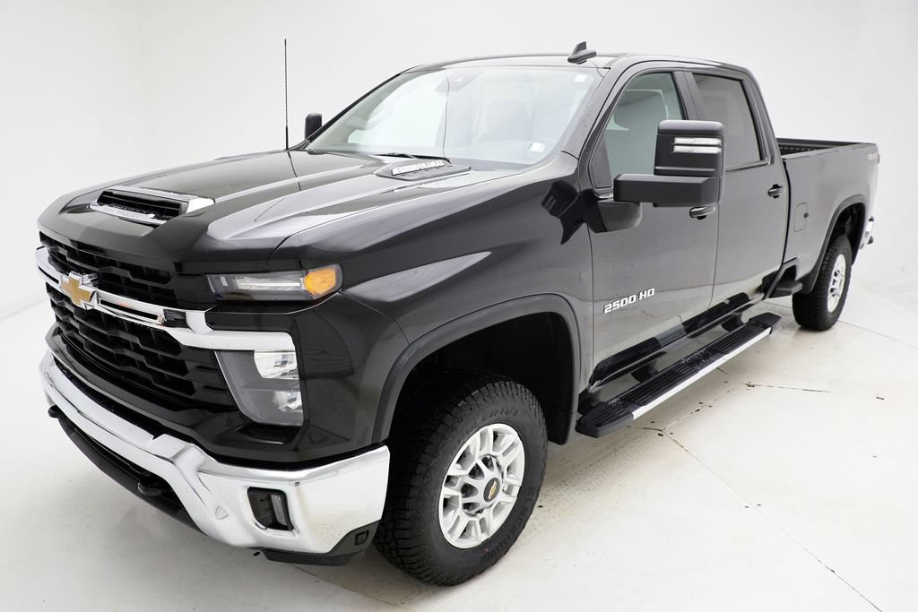 Used 2025 Chevrolet Silverado 2500 LT w/ Convenience Package AWD/4WD video 2