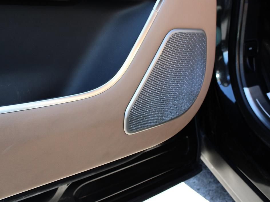 Used 2023 Land Rover Range Rover Long Wheelbase Autobiography image 32