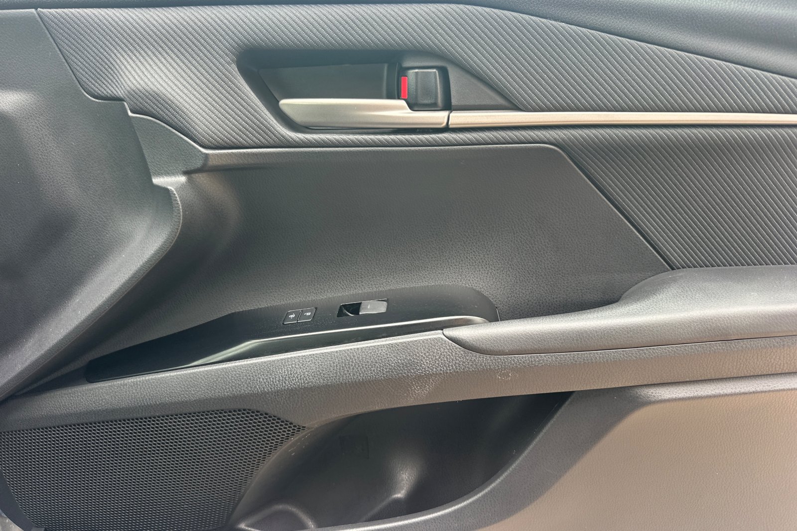 Certified 2025 Toyota Camry SE FWD image 20