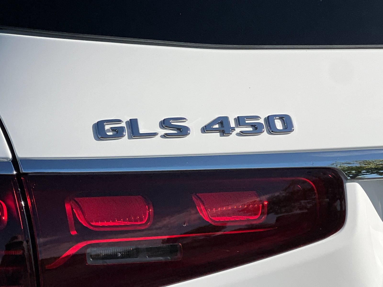 New 2026 Mercedes-Benz GLS 450 4MATIC image 27