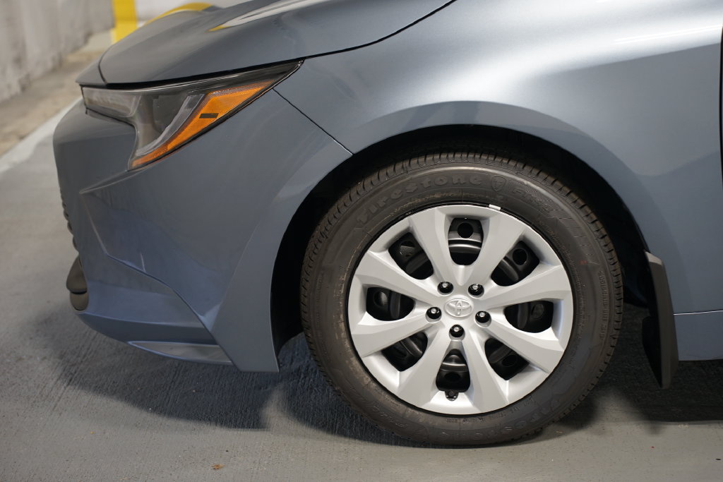New 2027 Toyota Corolla LE FWD image 5