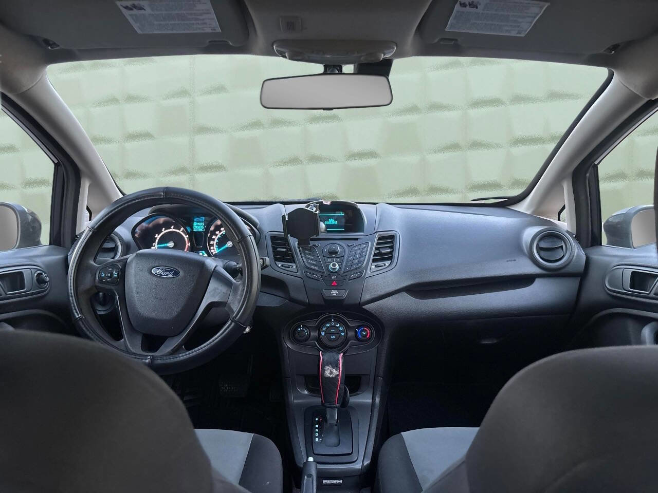 Used 2015 Ford Fiesta S image 19