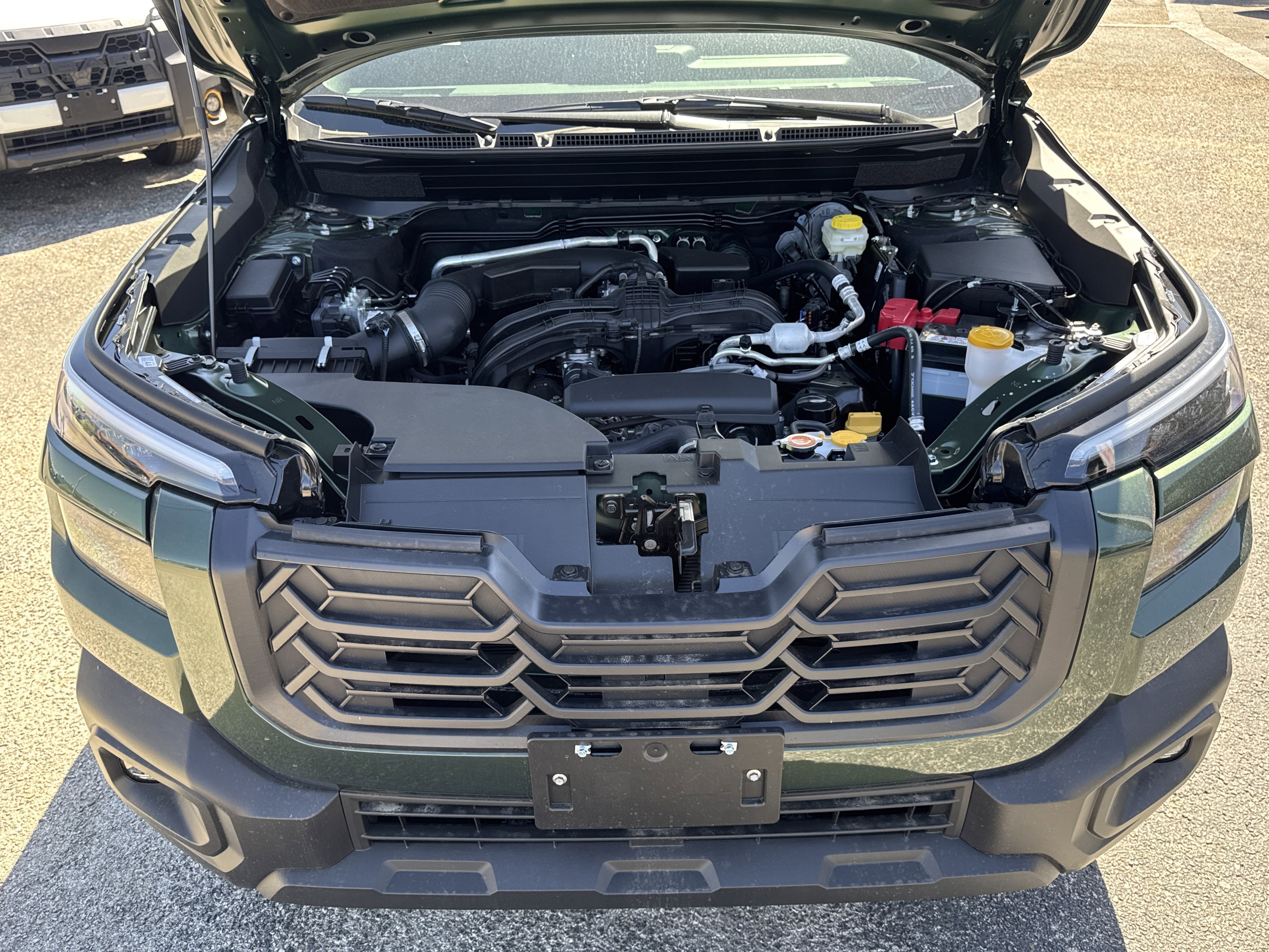 New 2026 Subaru Outback Limited AWD/4WD image 9