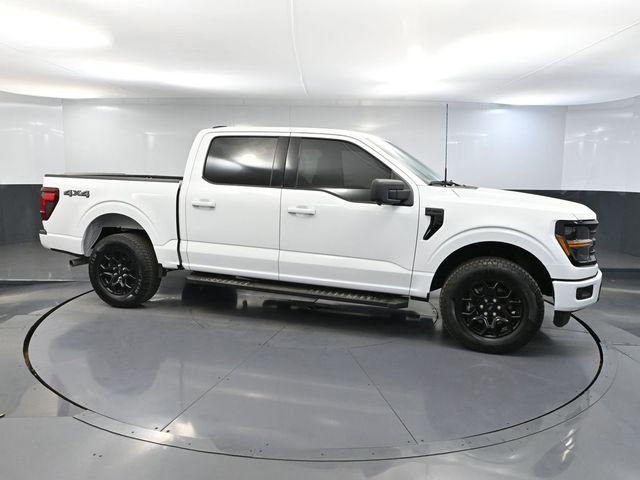 Used 2024 Ford F150 XLT w/ XLT Black Appearance Package image 4