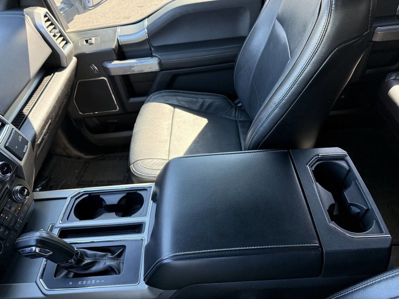 Used 2016 Ford F150 Lariat w/ Equipment Group 501A Mid image 23