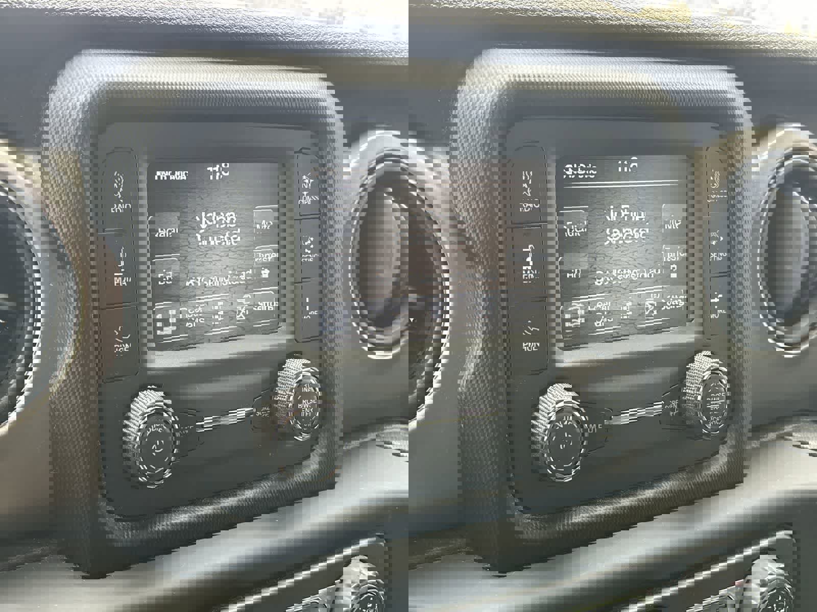 Used 2018 Jeep Wrangler Unlimited Sport image 15