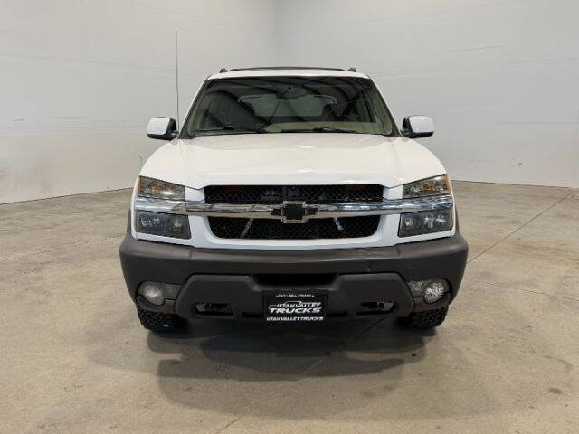 Used 2003 Chevrolet Avalanche 2500 AWD/4WD image 3