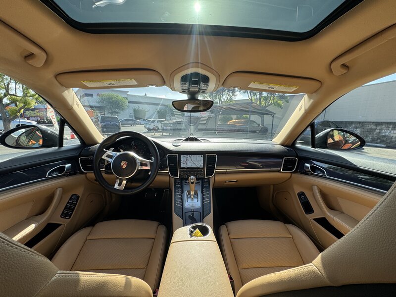 Used 2013 Porsche Panamera image 39