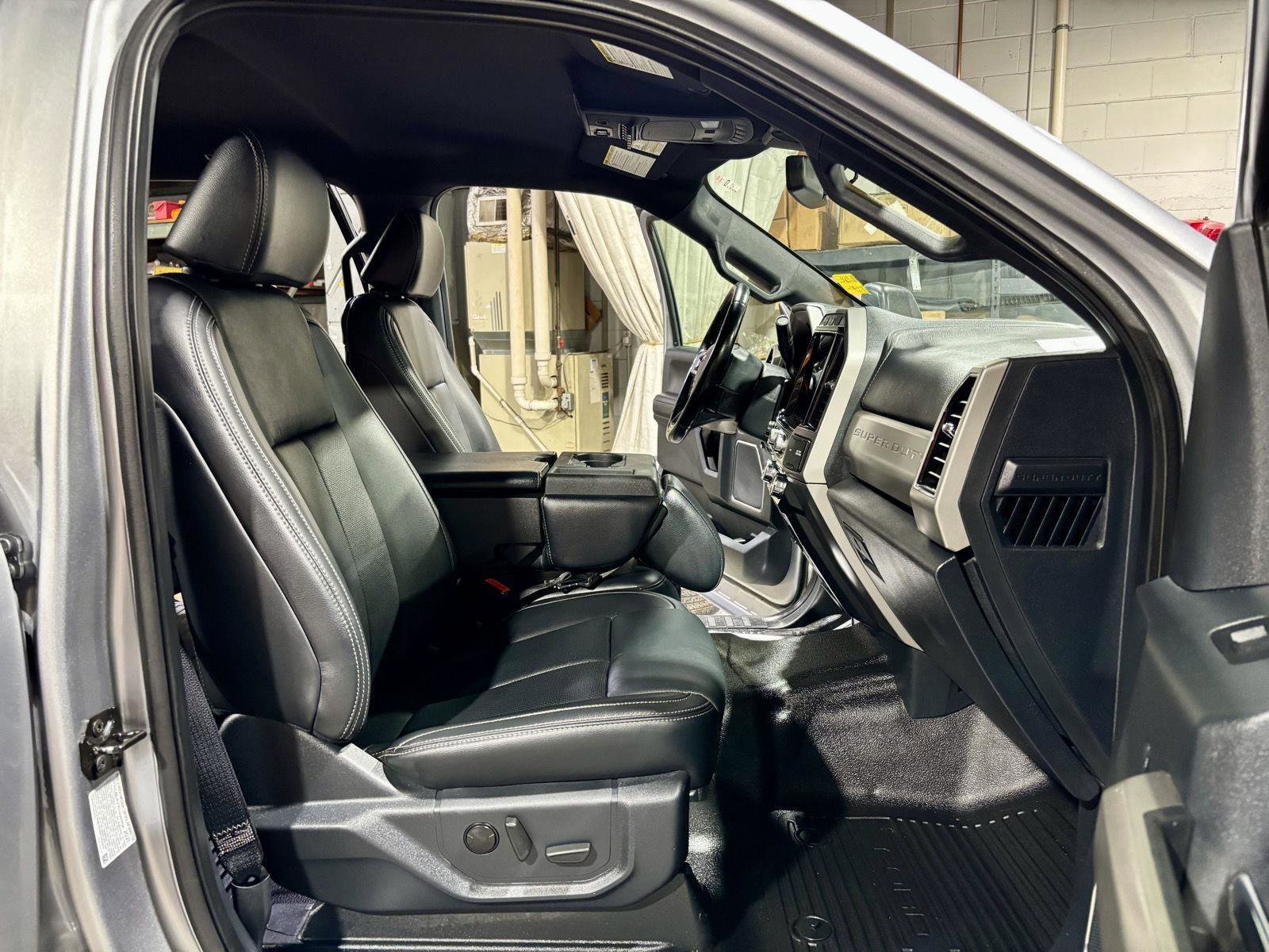 Used 2022 Ford F250 Lariat w/ Lariat Ultimate Package image 11