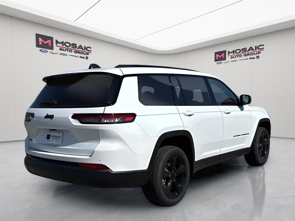 New 2025 Jeep Grand Cherokee L Altitude image 7