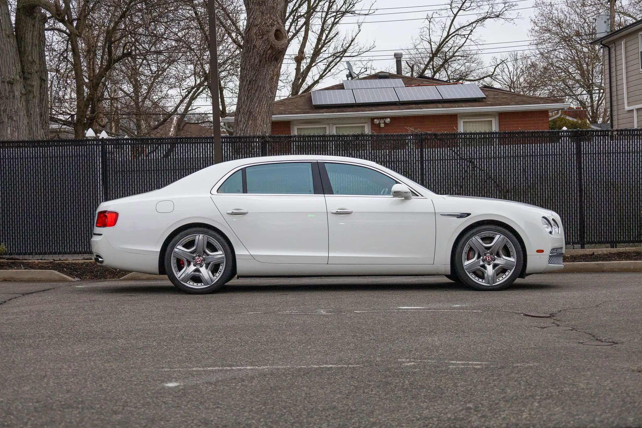 Used 2015 Bentley Flying Spur V8 image 15