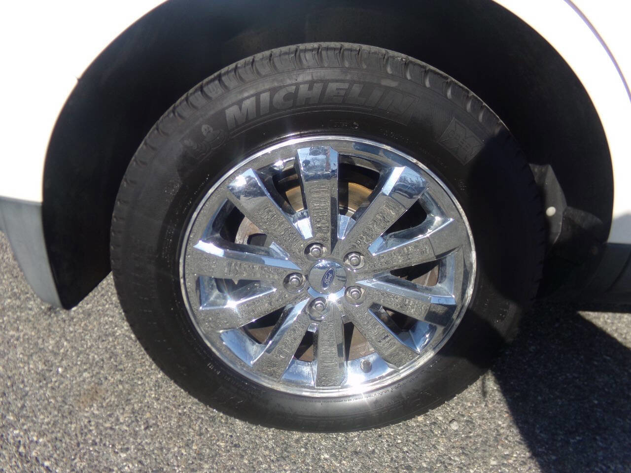 Used 2010 Ford Edge Limited AWD/4WD image 17