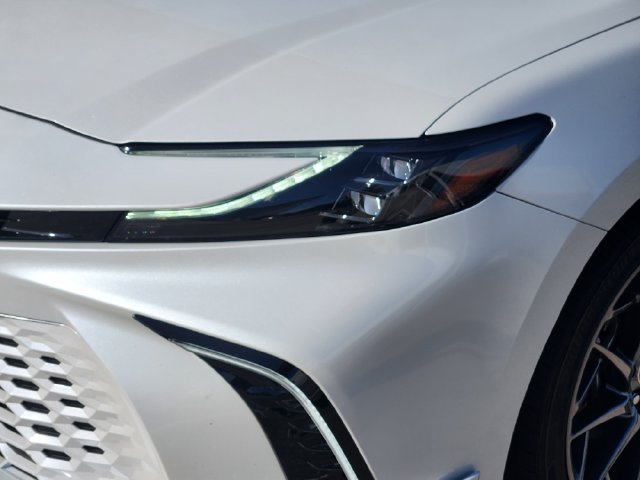 Certified 2025 Toyota Camry XSE FWD image 9