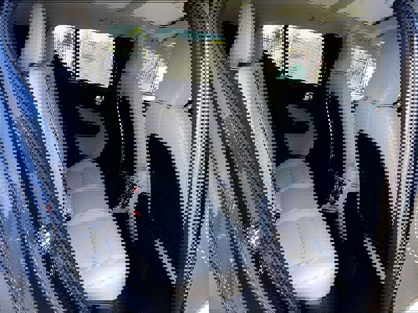 New 2026 Volvo XC40 B4 Plus w/ Protection Package Premier image 27