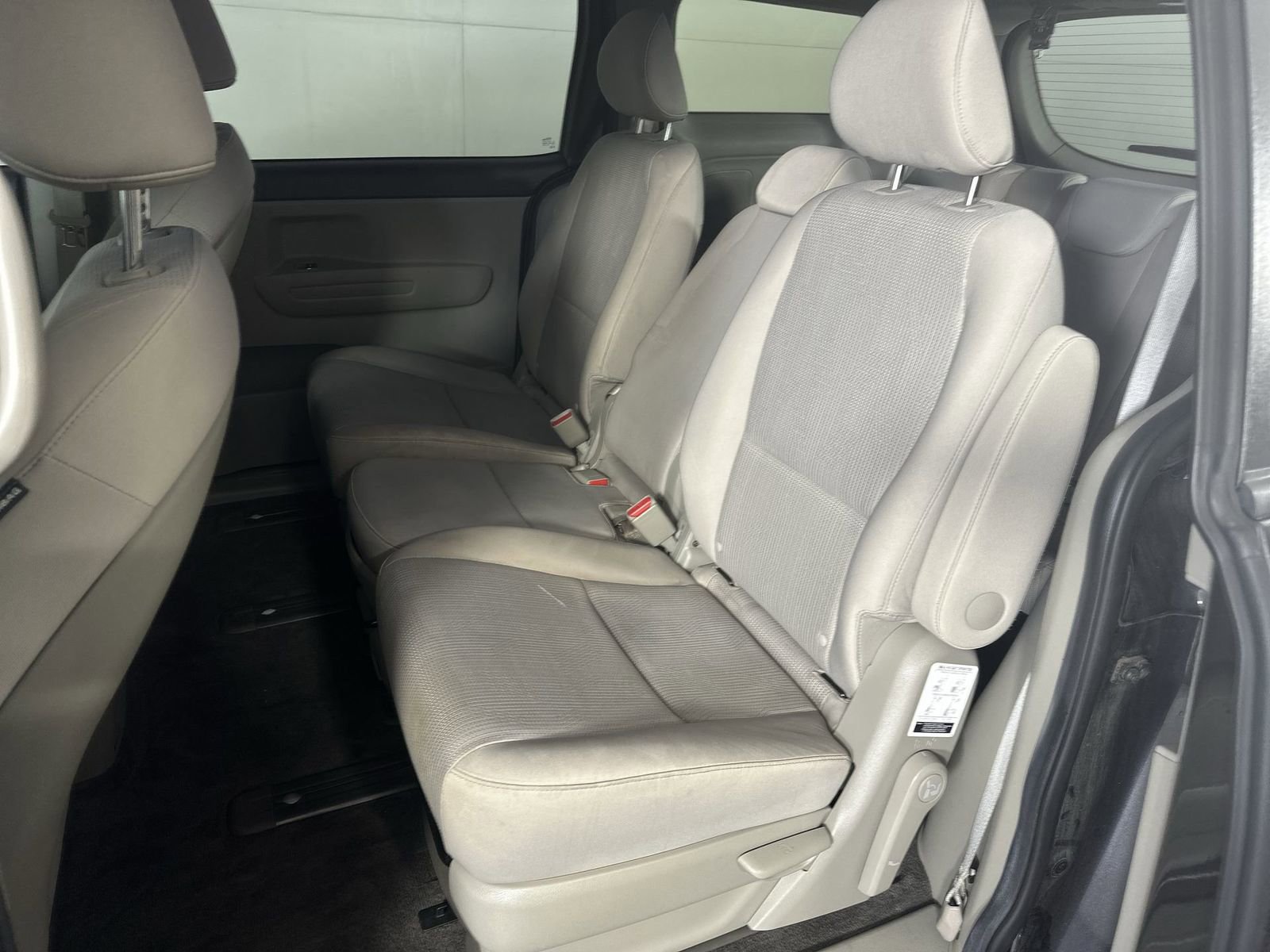 Used 2021 Kia Sedona LX image 23
