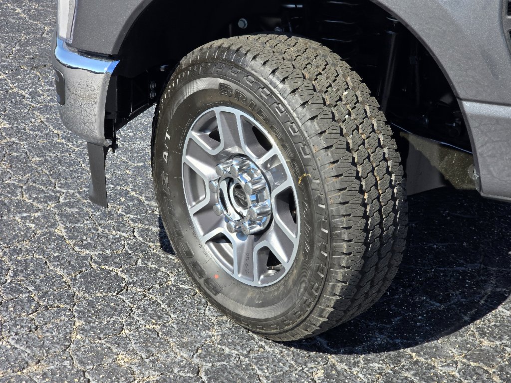 New 2025 Ford F350 XLT w/ XLT Value Package image 22