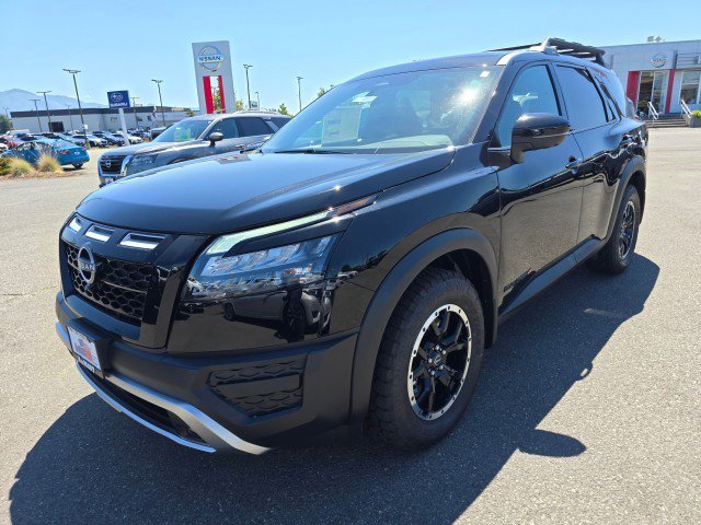 New 2025 Nissan Pathfinder Rock Creek image 8