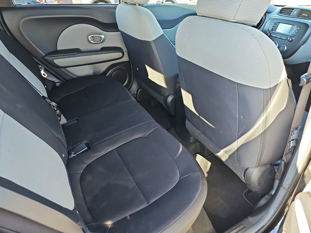 Used 2015 Kia Soul image 13