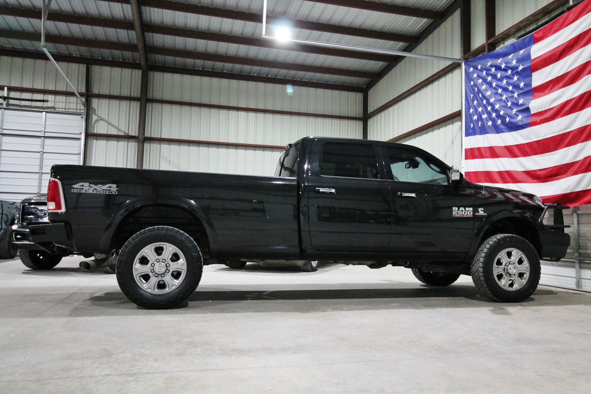 Used 2017 RAM 2500 Laramie w/ Convenience Group AWD/4WD image 14