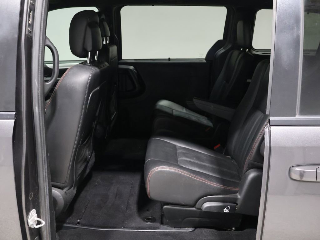 Used 2017 Dodge Grand Caravan GT image 17