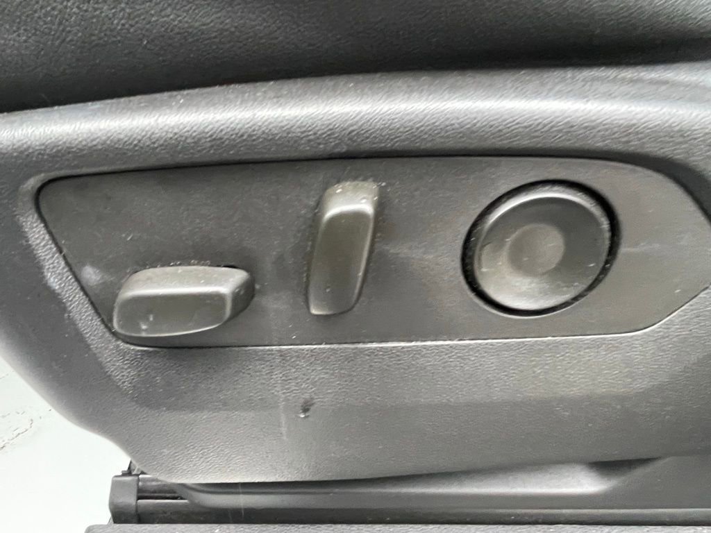 Certified 2024 Chevrolet Silverado 1500 LTZ image 28