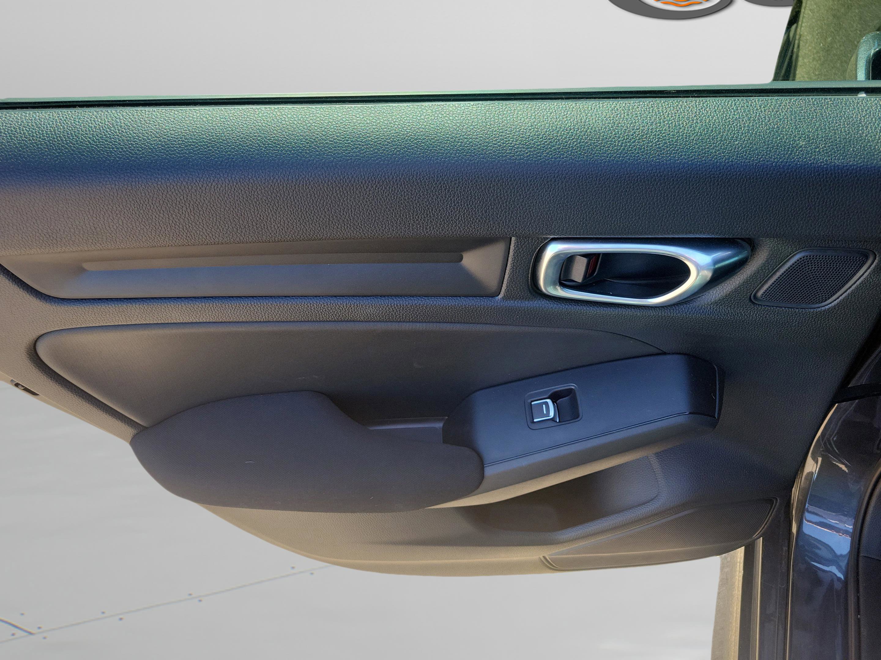 Certified 2025 Honda Civic Sport image 31