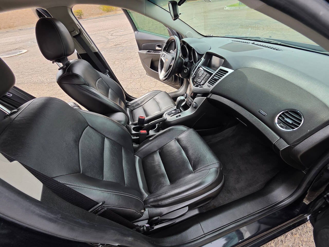 Used 2015 Chevrolet Cruze LT FWD image 32