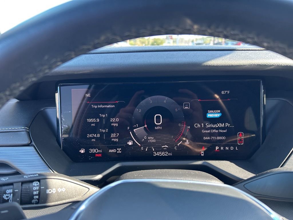 Used 2024 GMC Acadia Elevation image 39