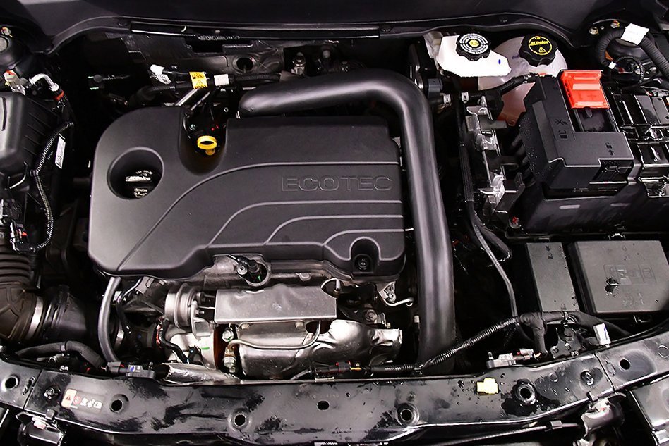 Used 2025 Chevrolet Equinox LT w/ Safety and Technology Package image 30