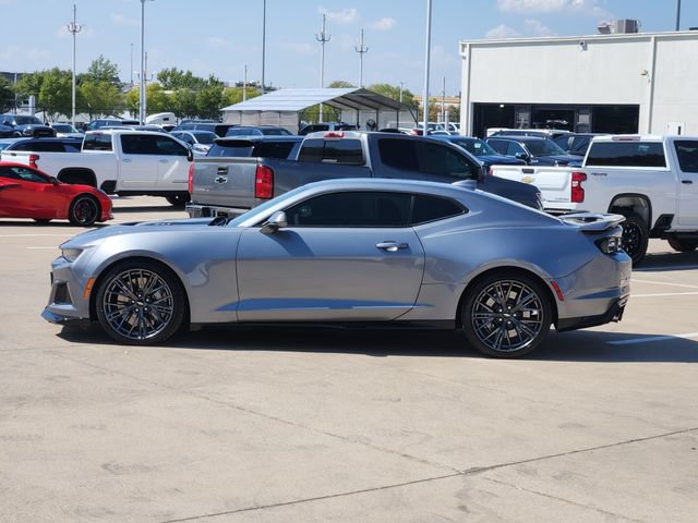 Used 2019 Chevrolet Camaro ZL1 RWD image 13
