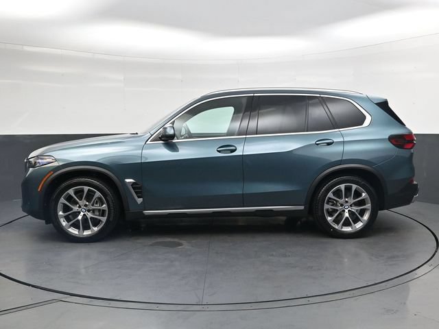 Used 2024 BMW X5 xDrive40i w/ Premium Package AWD/4WD image 9