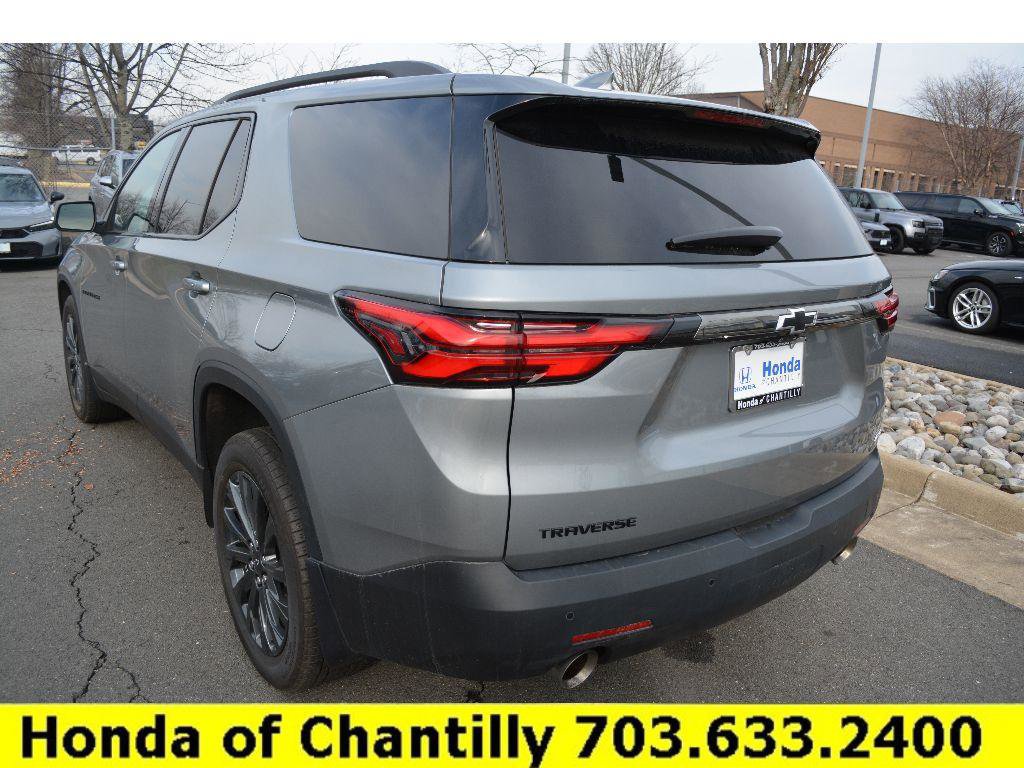 Used 2023 Chevrolet Traverse RS FWD image 7