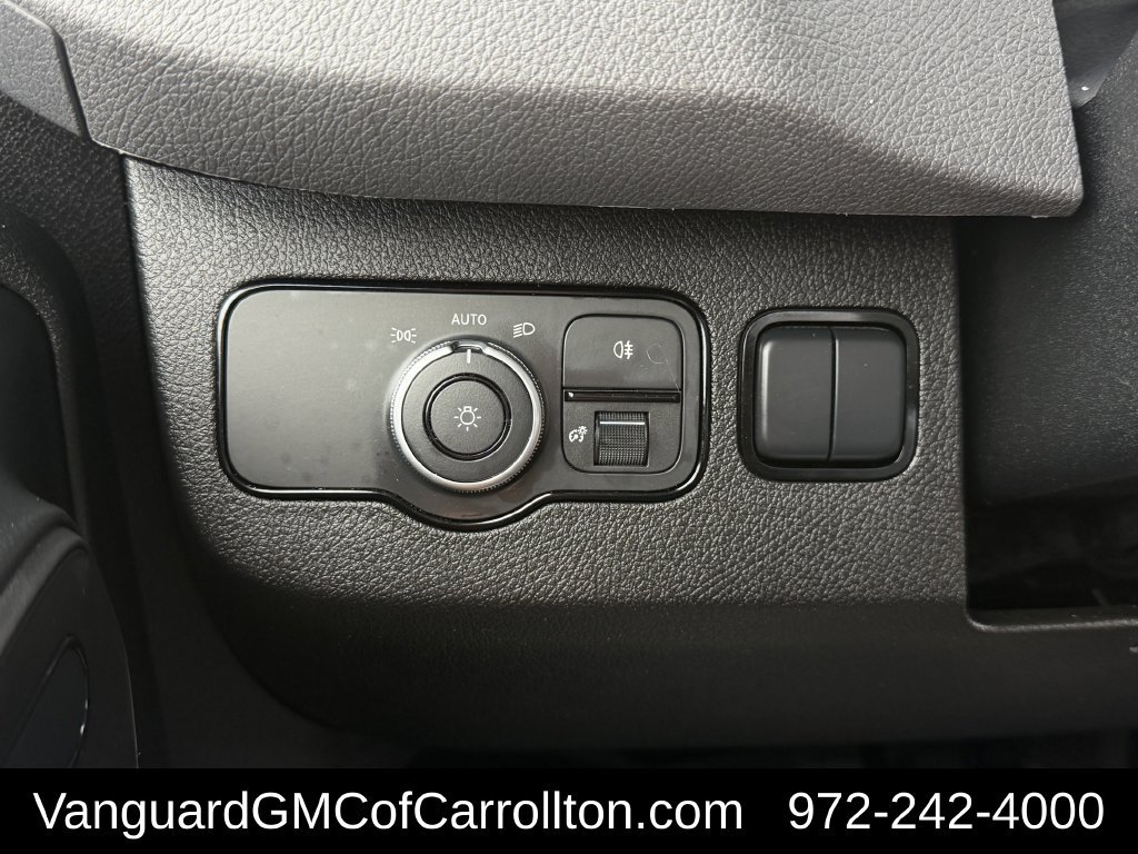 Used 2025 Mercedes-Benz Sprinter 2500 image 23