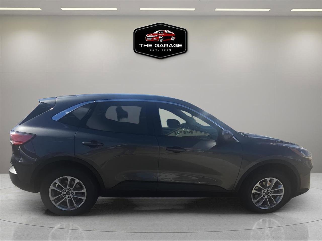 Used 2020 Ford Escape SE AWD/4WD image 9