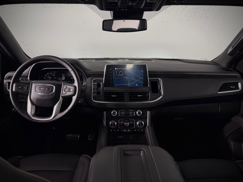 Used 2023 GMC Yukon XL SLT w/ SLT Premium Package image 22