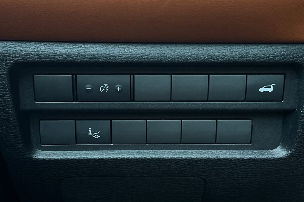 Used 2022 Mitsubishi Outlander SEL image 32