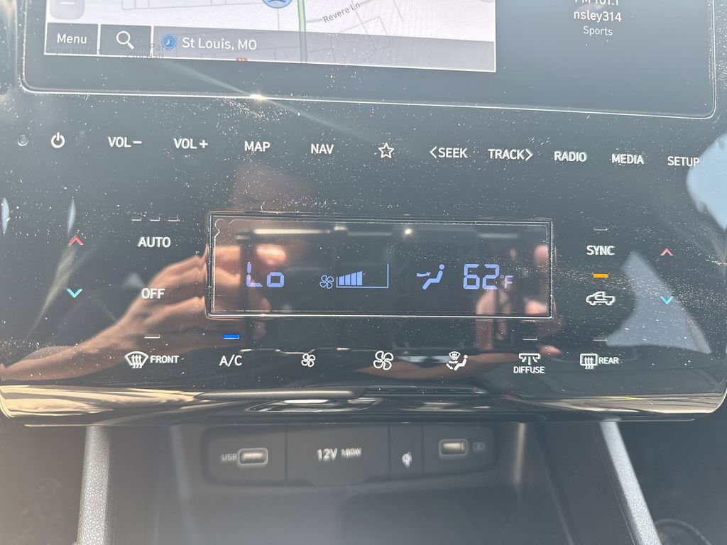 New 2024 Hyundai Santa Cruz Limited image 46