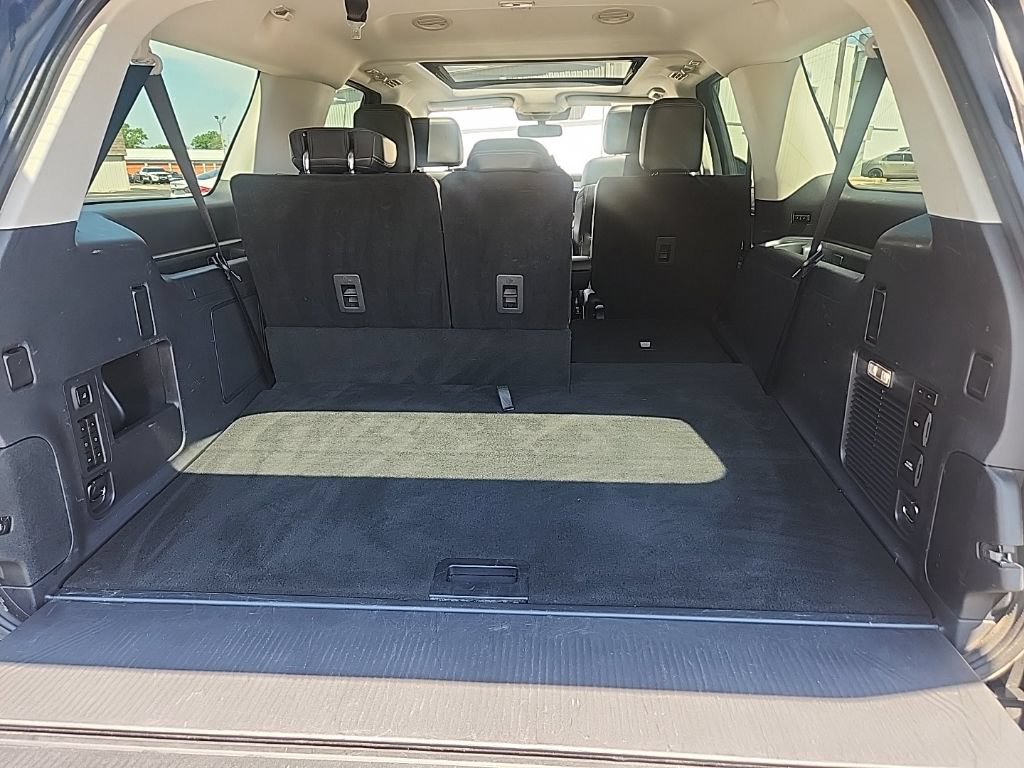 Used 2025 Ford Expedition Max Platinum AWD/4WD image 6