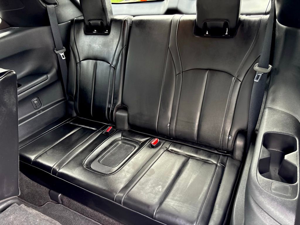 Certified 2025 INFINITI QX60 Luxe w/ Black Edition image 16