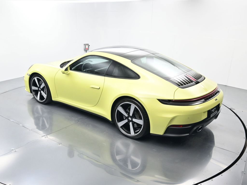 Certified 2025 Porsche 911 Carrera image 37