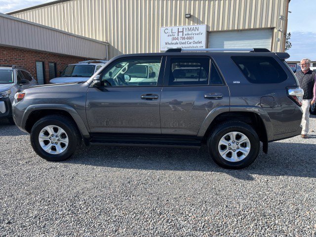 Used 2019 Toyota 4Runner SR5 Premium image 10