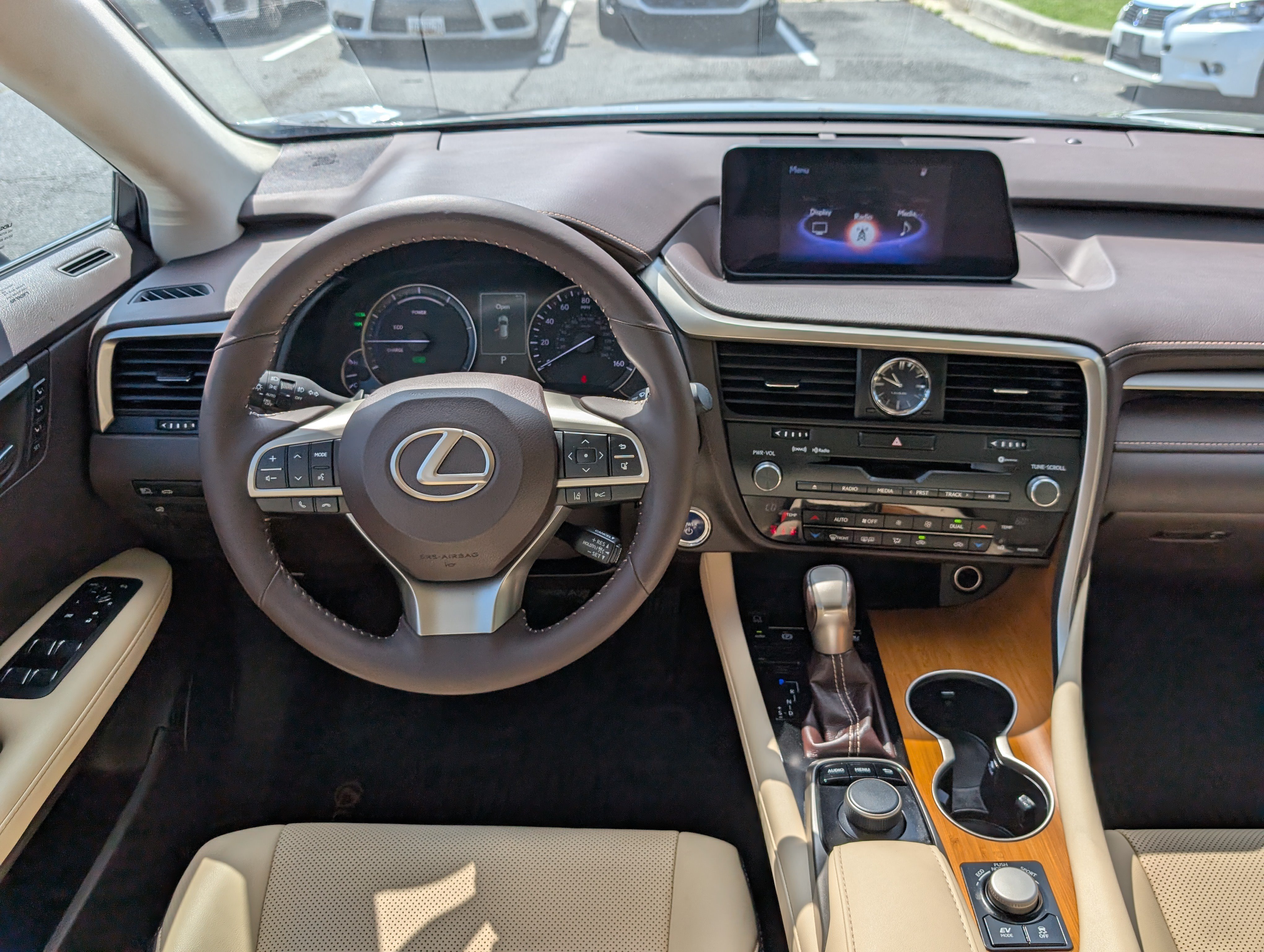 Used 2018 Lexus RX 450h AWD w/ Premium Package image 17