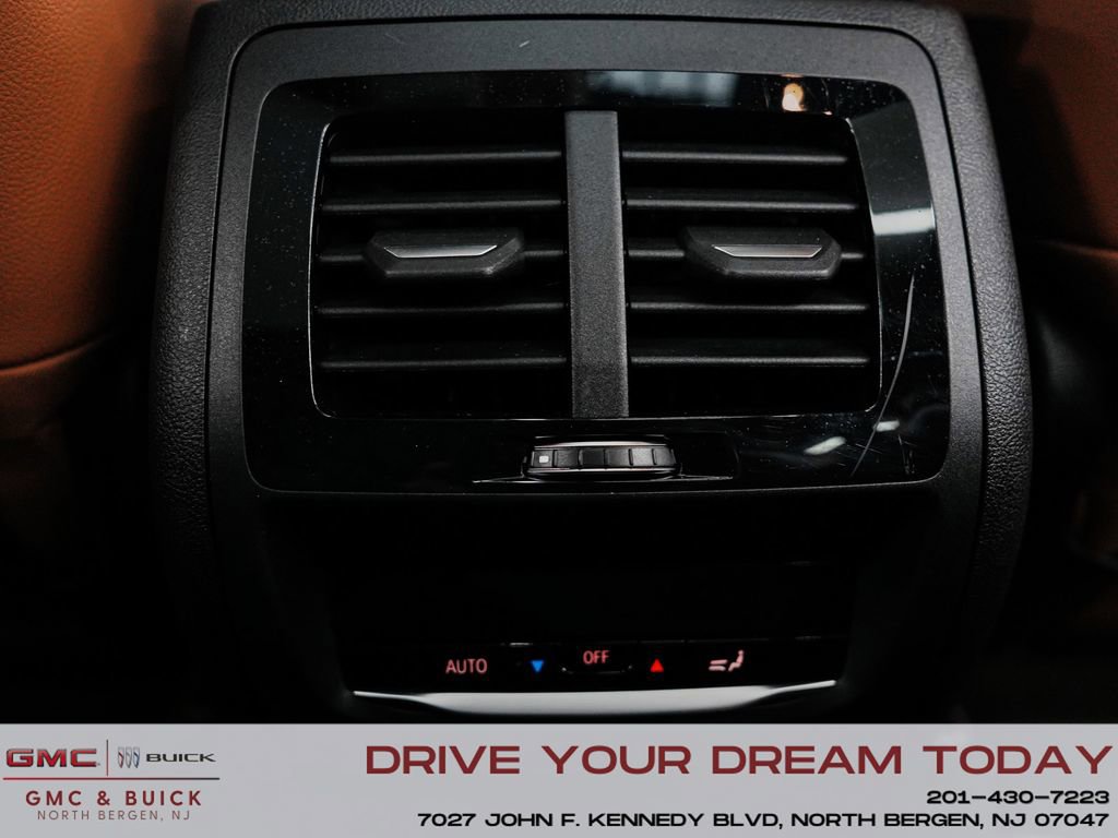 Used 2023 BMW X3 xDrive30i w/ Premium Package image 32