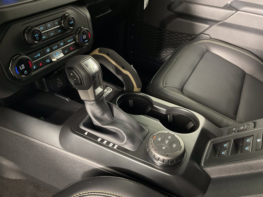 New 2026 Ford Bronco Badlands AWD/4WD image 19