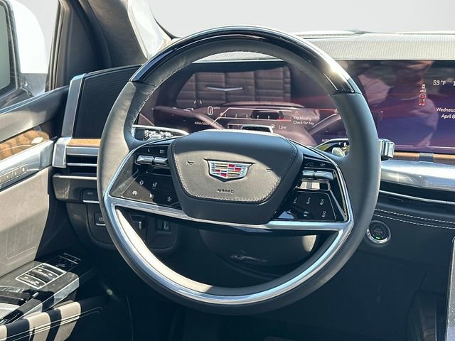 Used 2026 Cadillac Escalade ESV Platinum Luxury w/ LPO, Floor Liner Package AWD/4WD image 6