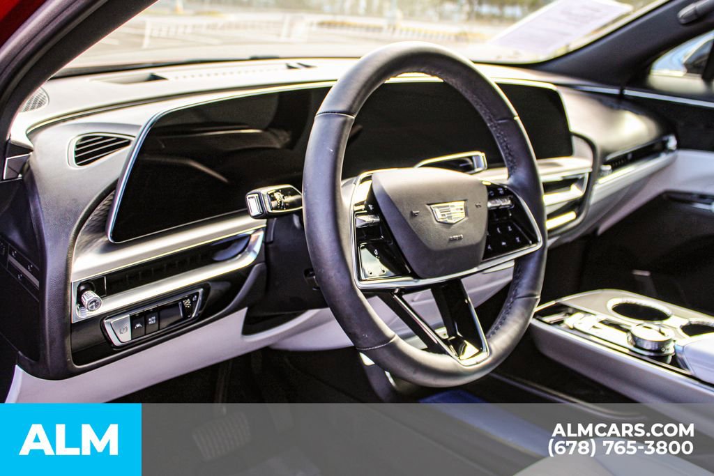 Used 2024 Cadillac Lyriq Sport image 22