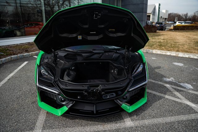 Used 2024 Lamborghini Revuelto image 17