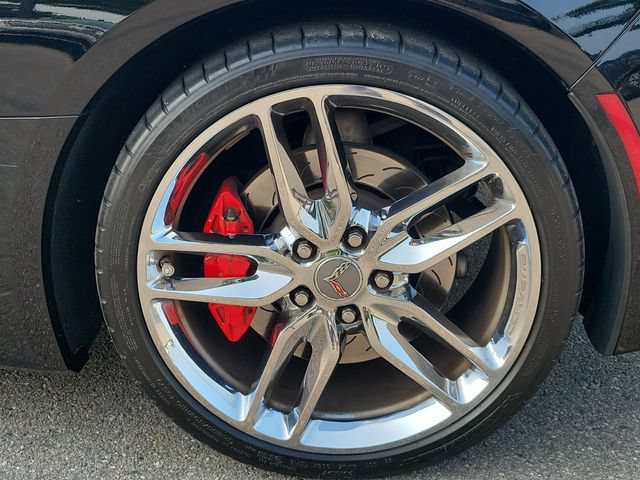 Used 2015 Chevrolet Corvette Stingray Convertible w/ 3LT Preferred Equipment Group RWD image 5