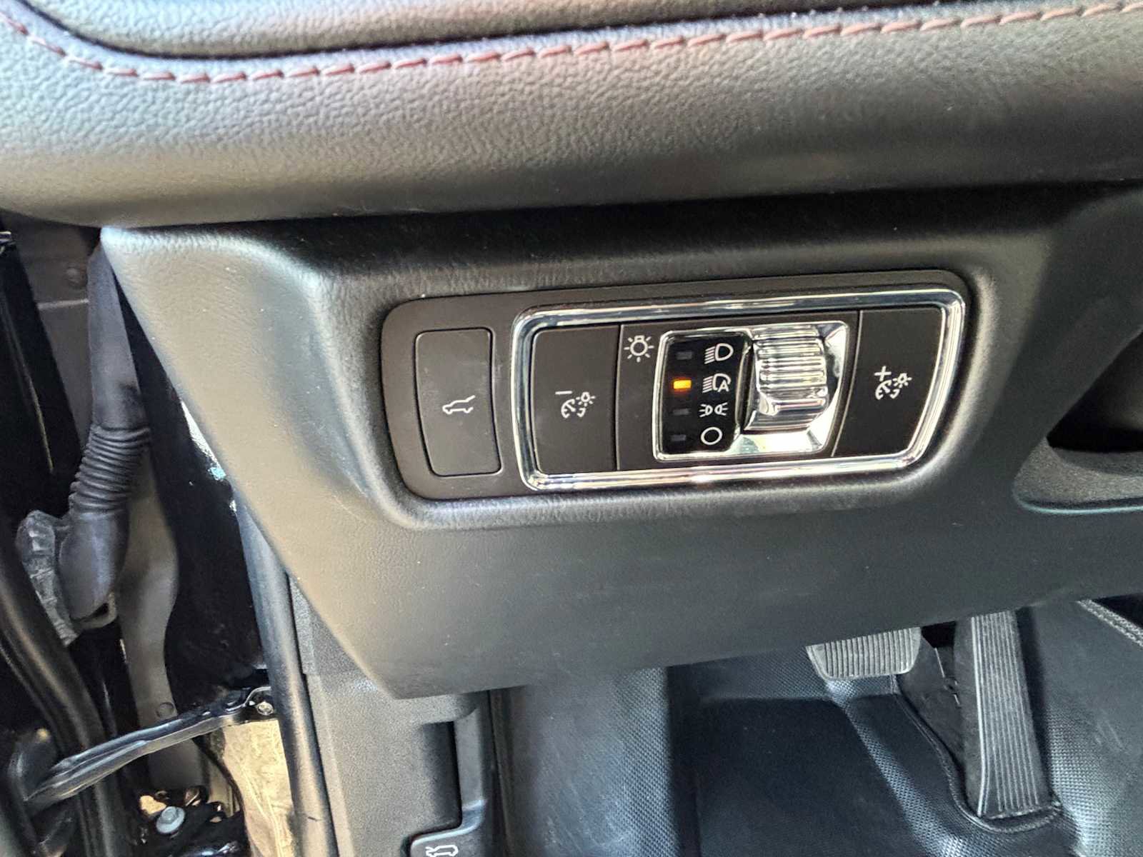 Used 2023 Lincoln Aviator AWD w/ Premium Package image 26