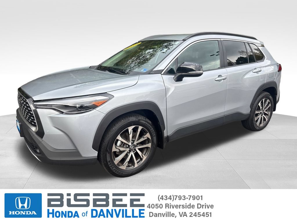 Used 2025 Toyota Corolla Cross XLE